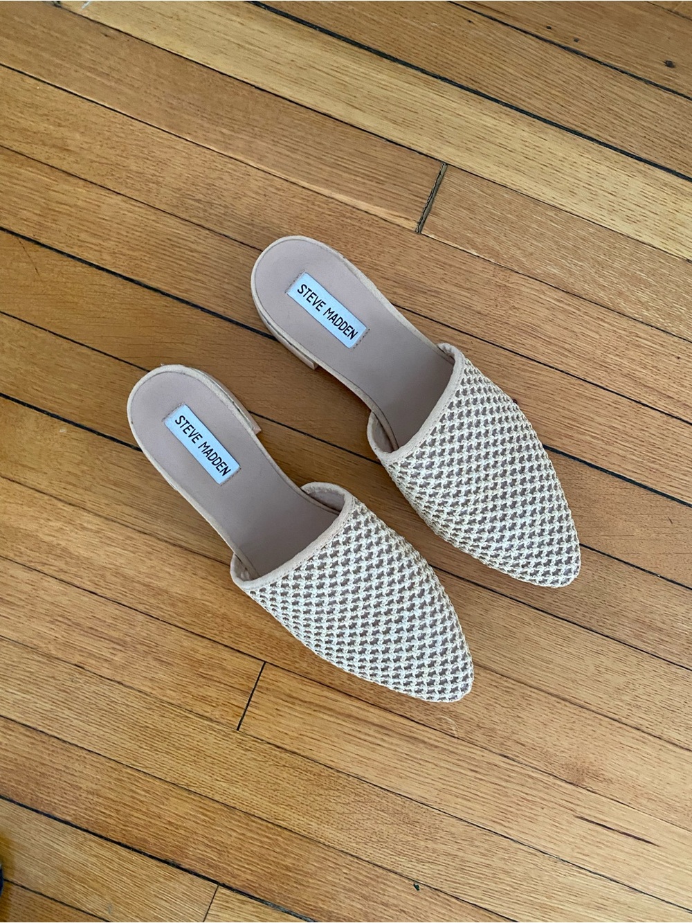 Steve Madden Cairo Tan Woven Raffia Pointed Mule Slides - Picture 2 of 4